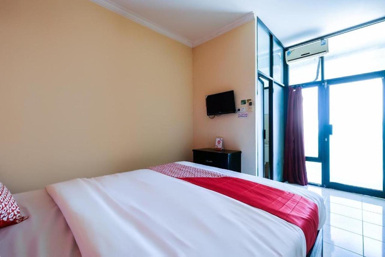 House 140 Hotel Baturetno Екстериор снимка