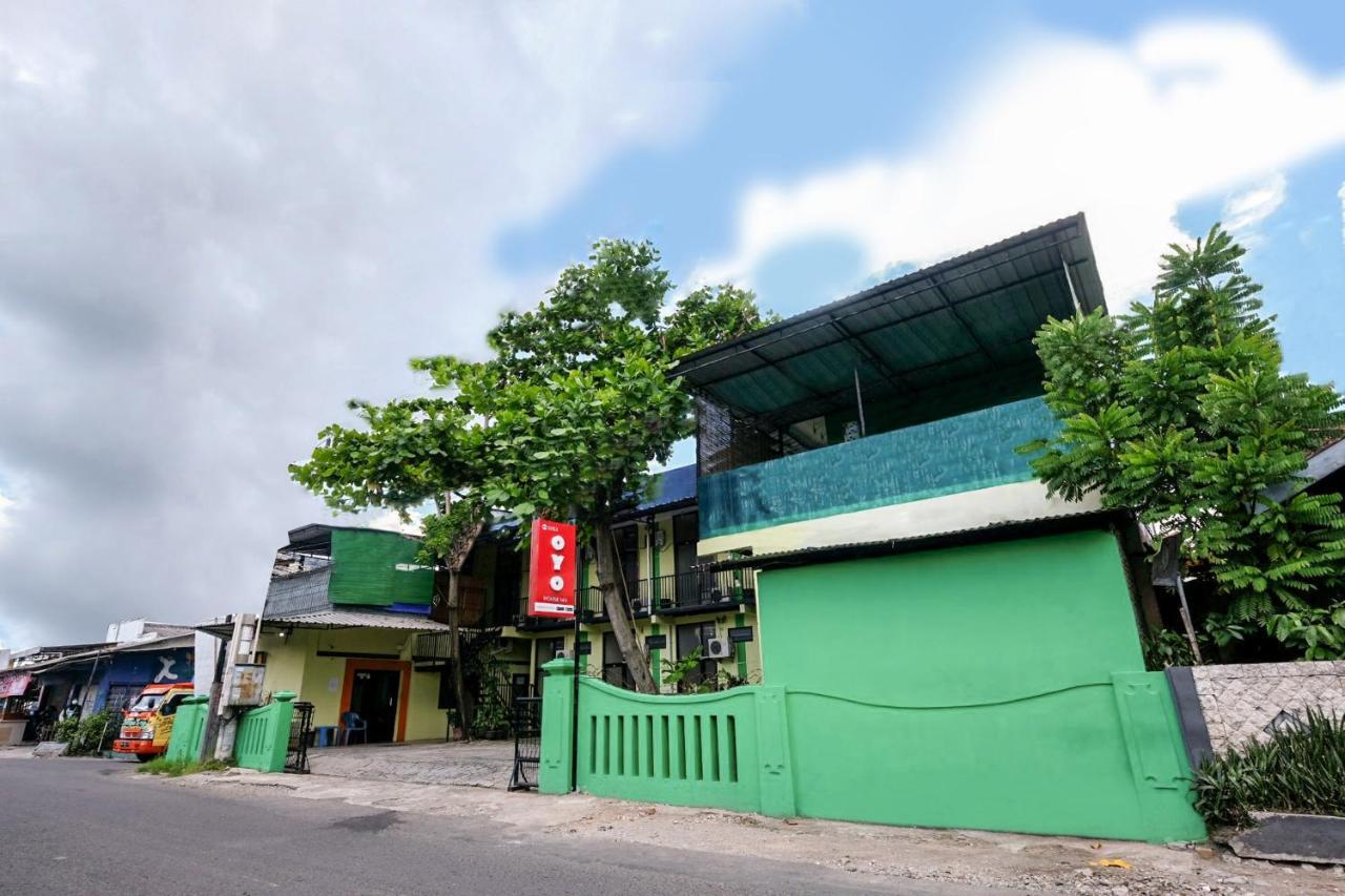 House 140 Hotel Baturetno Екстериор снимка