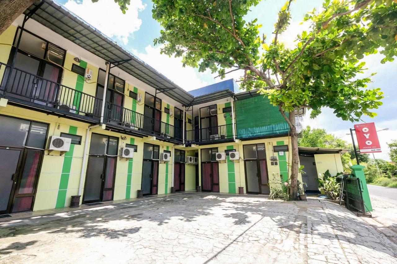 House 140 Hotel Baturetno Екстериор снимка