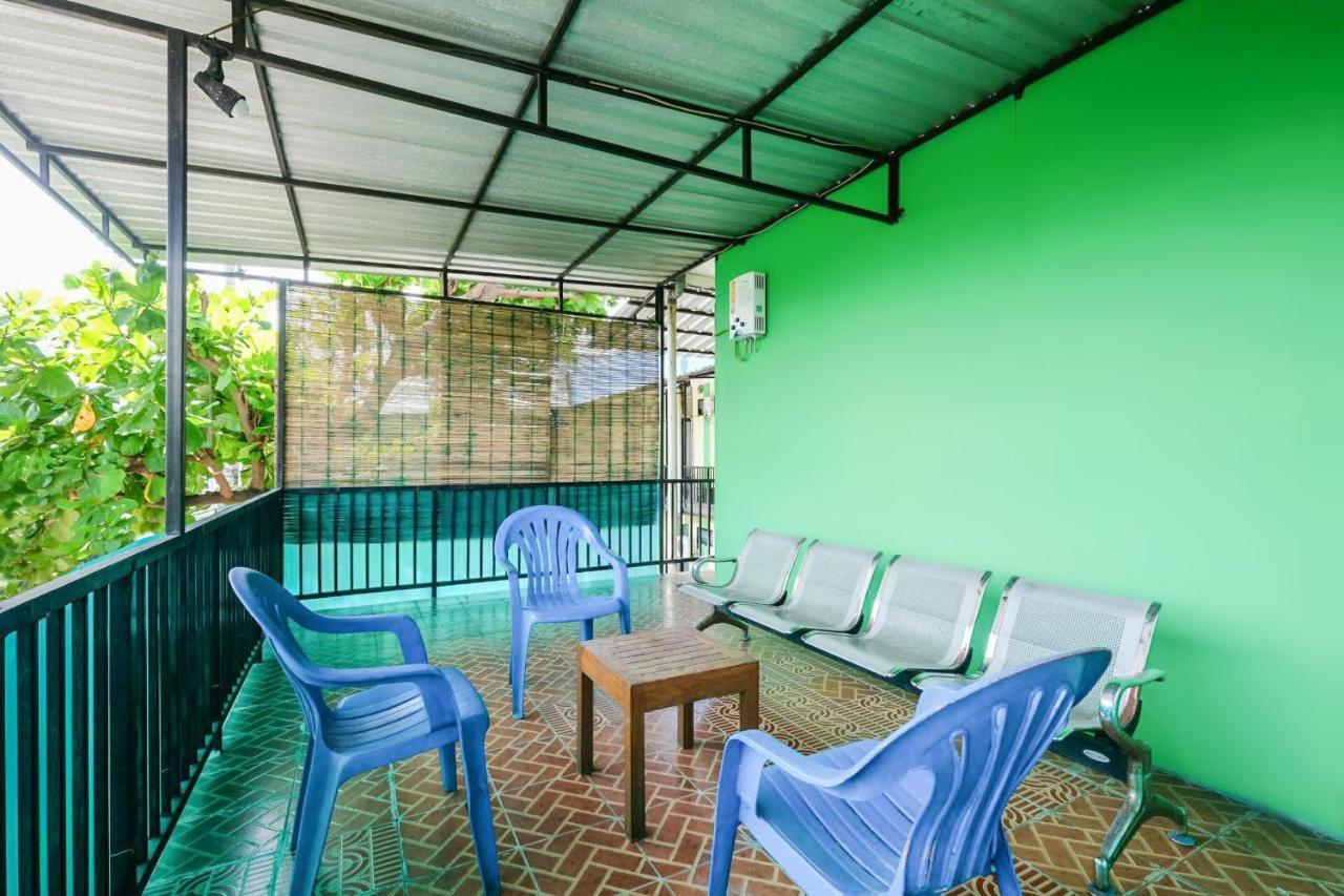 House 140 Hotel Baturetno Екстериор снимка