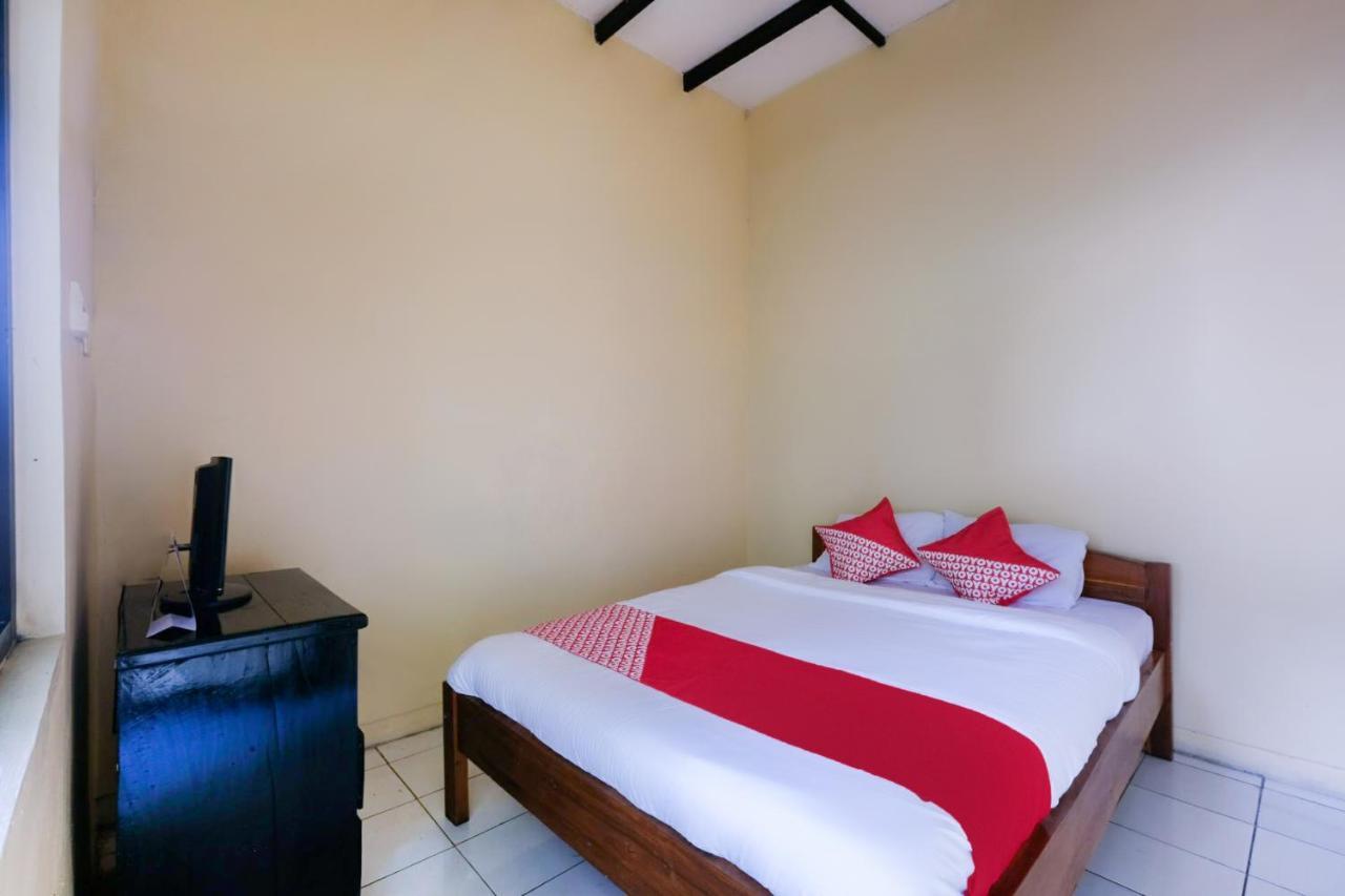 House 140 Hotel Baturetno Екстериор снимка