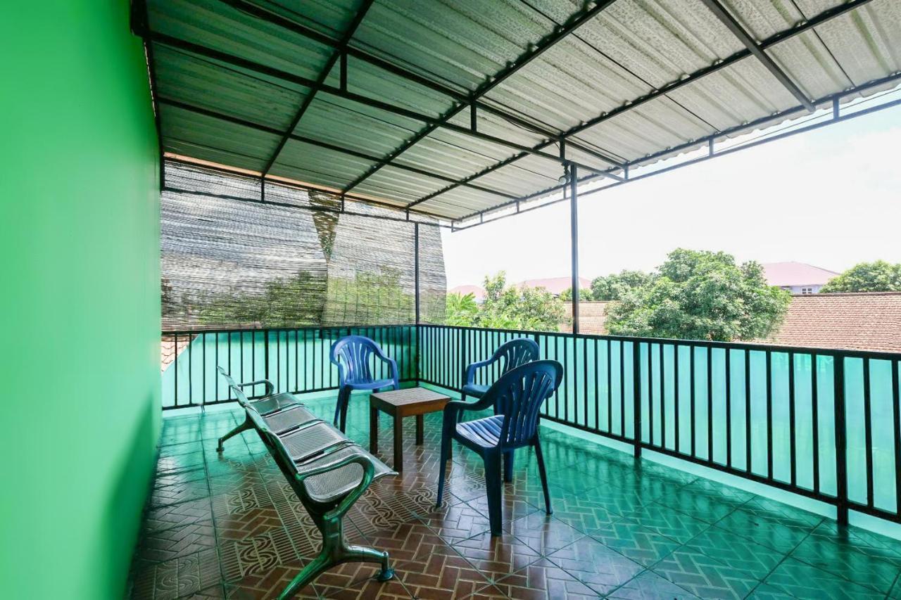 House 140 Hotel Baturetno Екстериор снимка